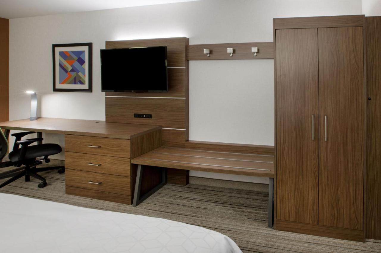 Holiday Inn Express - Blair By Ihg Zewnętrze zdjęcie