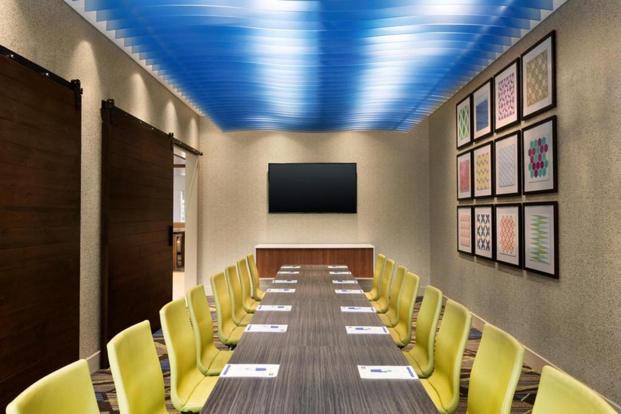 Holiday Inn Express - Blair By Ihg Zewnętrze zdjęcie