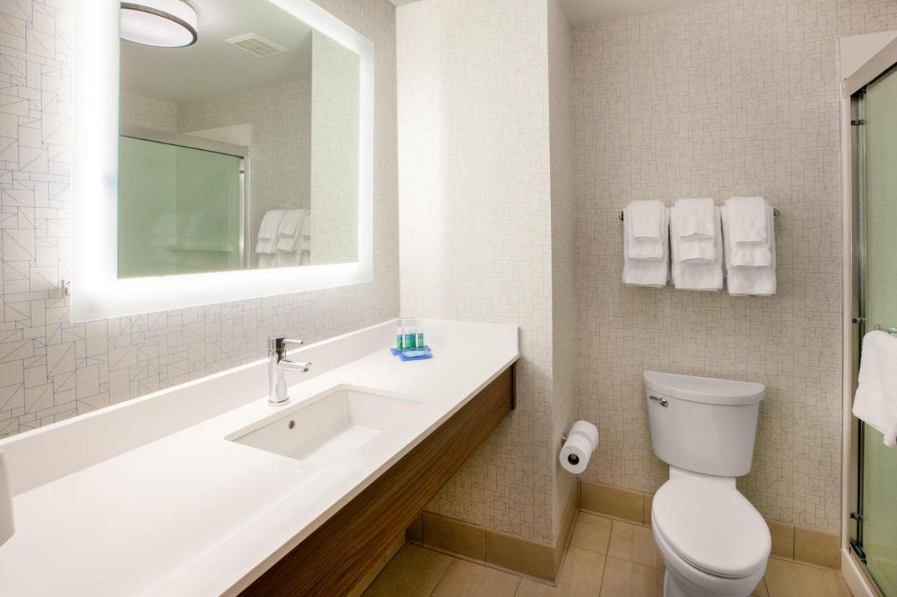 Holiday Inn Express - Blair By Ihg Zewnętrze zdjęcie